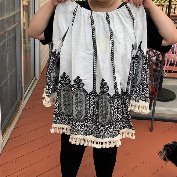 Black and White Mini dress - Picture 4 of 4